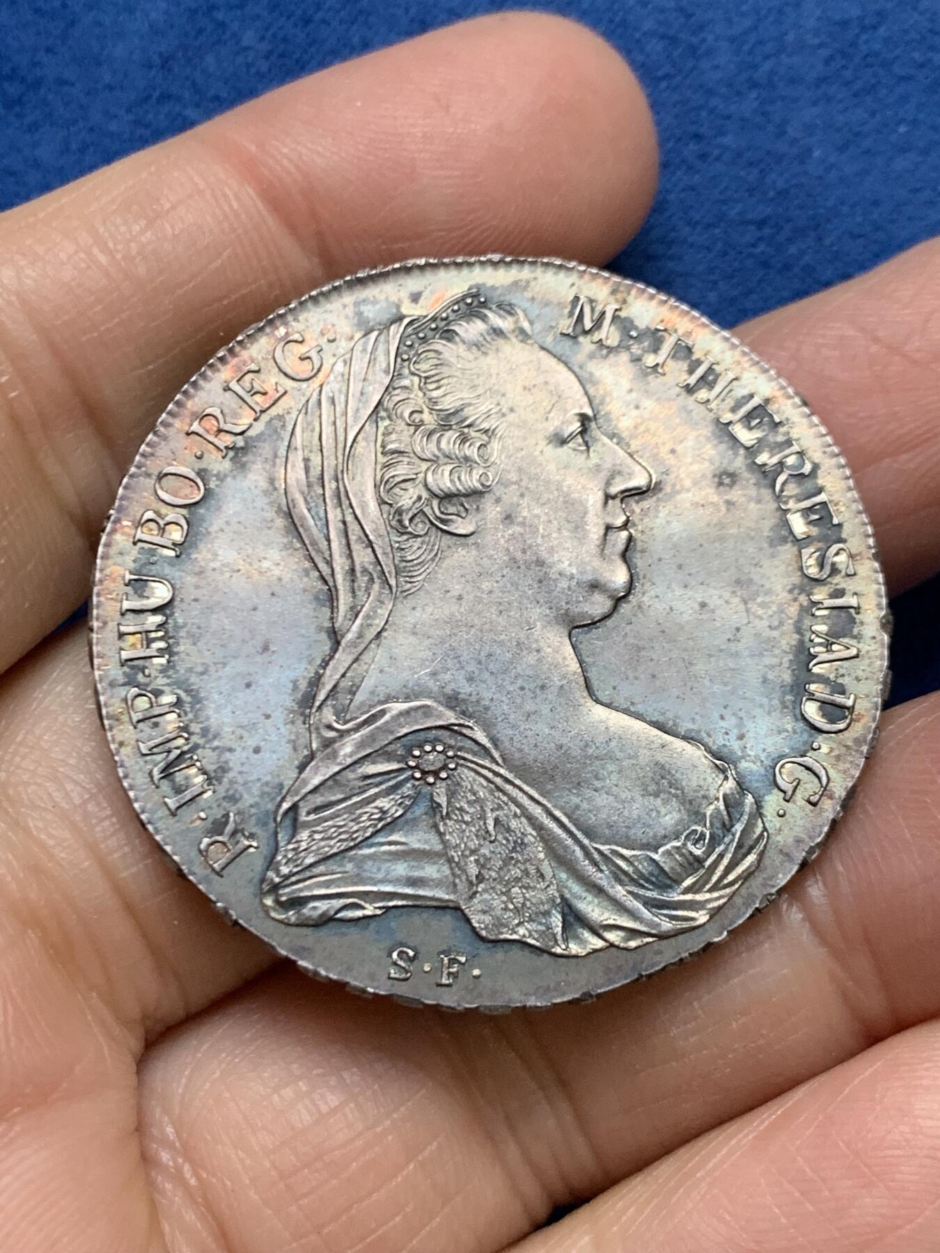 《竞宝斋》第461场 周日，周一，2场连拍 （全场包邮）欢迎送拍 奥地利1780年特蕾莎大奶妈1泰勒银币 后铸版