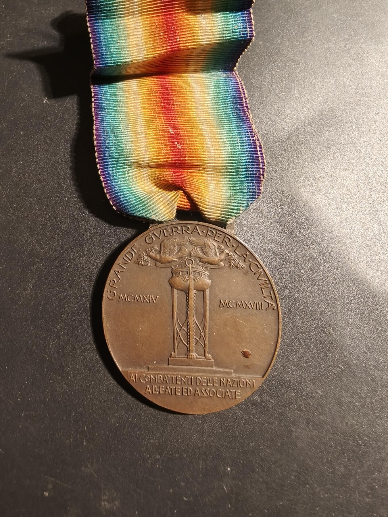 老王徽章第179期