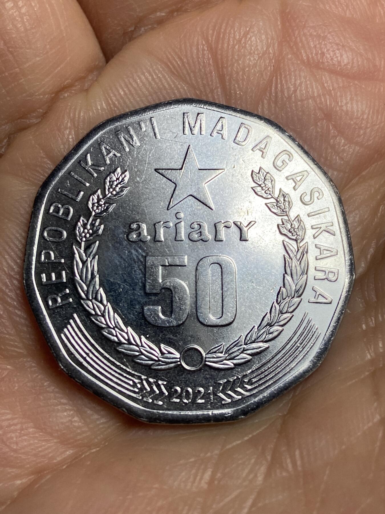2026年第十五场(总第一百八十四场）外国好品散币场(免佣金) 马达加斯加🇲🇬2021年50法郎