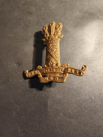 老王徽章第179期 - 英国陆军第11阿尔伯特亲王龙骑兵团帽徽      一战时期