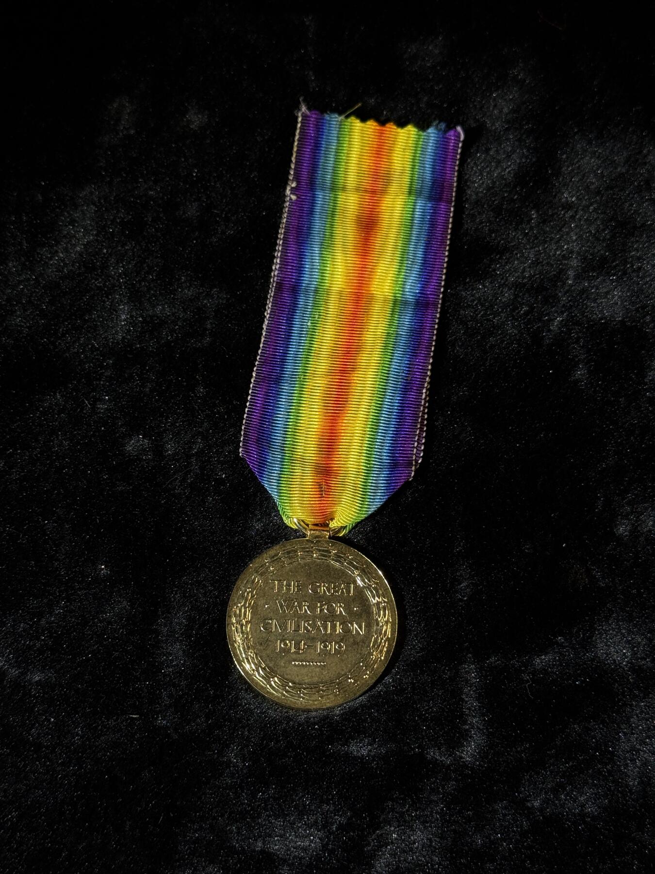 戎马世界章牌大赏第110期 英国一战胜利奖章，复刻