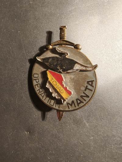 老王徽章第179期 - 法国陆军1983-84乍得“曼塔行动”证章