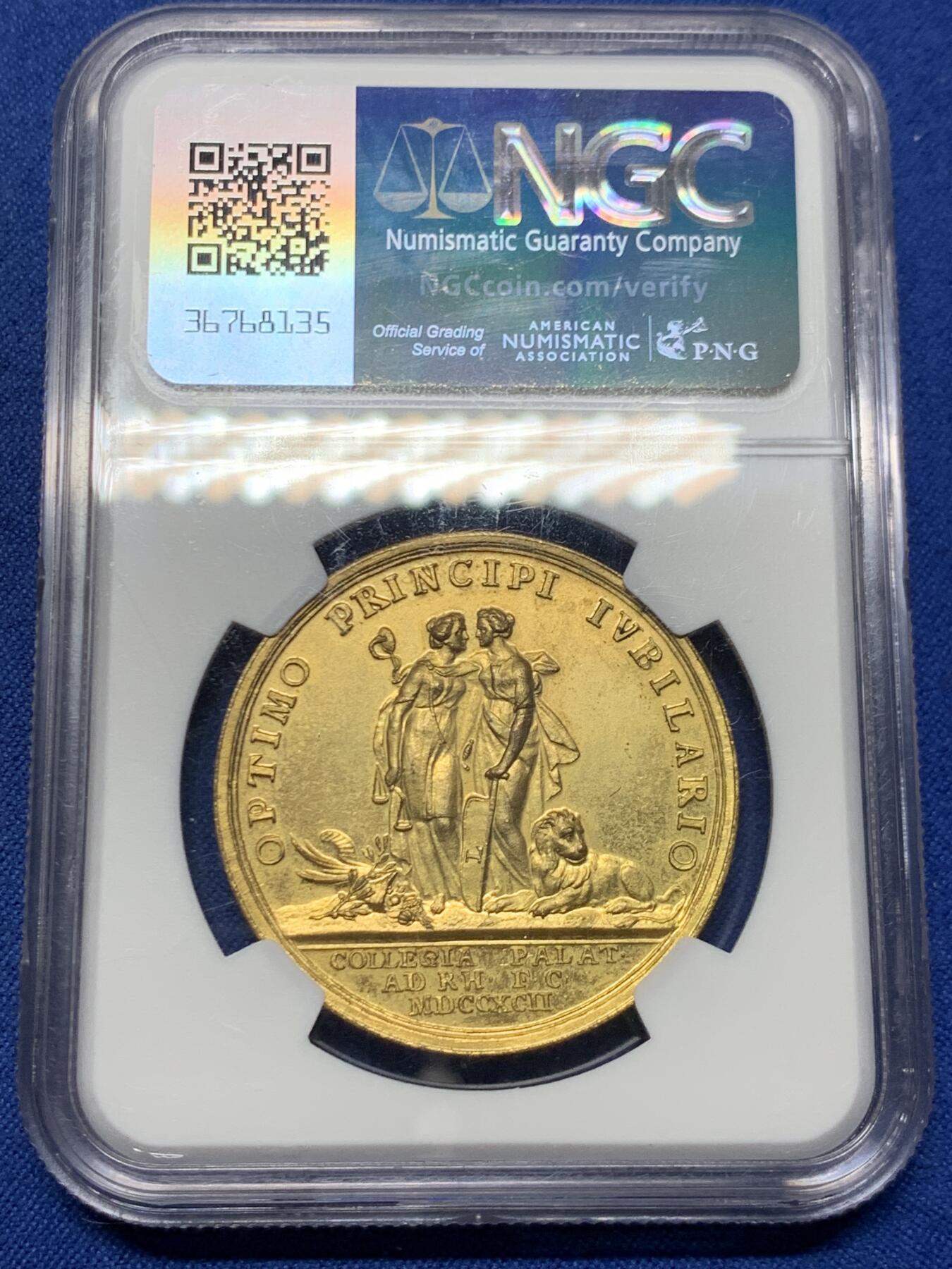 《竞宝斋》第461场 周日，周一，2场连拍 （全场包邮）欢迎送拍 NGC MS63 德国普法尔茨选侯国 纪念选侯卡尔·特奥多尔执政50周年镀金铜章 罕见品种