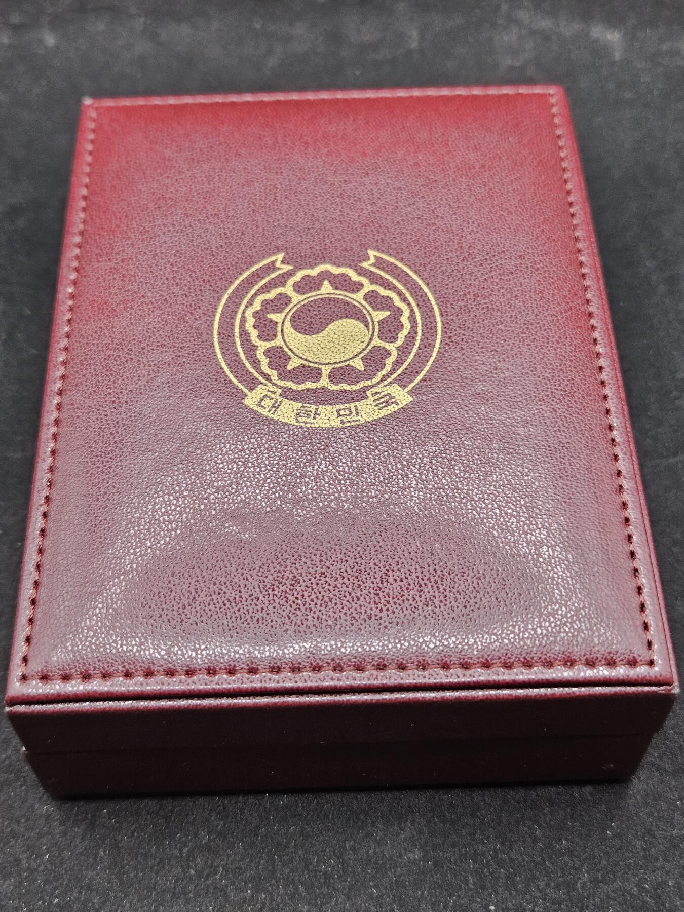 0元起拍勋章 第329期 咸鱼国勋章拍卖专场 1月28日（周三）下午6：00开始 韩国总理嘉奖章 带盒