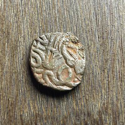 【铜匠收藏】★第140加场★精品老铜币 硬币专场 不寄存，200包邮。不满200元，支付5元运费。《接受代拍 代送NGC评级》 - 100【无寄存】品相非常好的 印度铜币 一枚