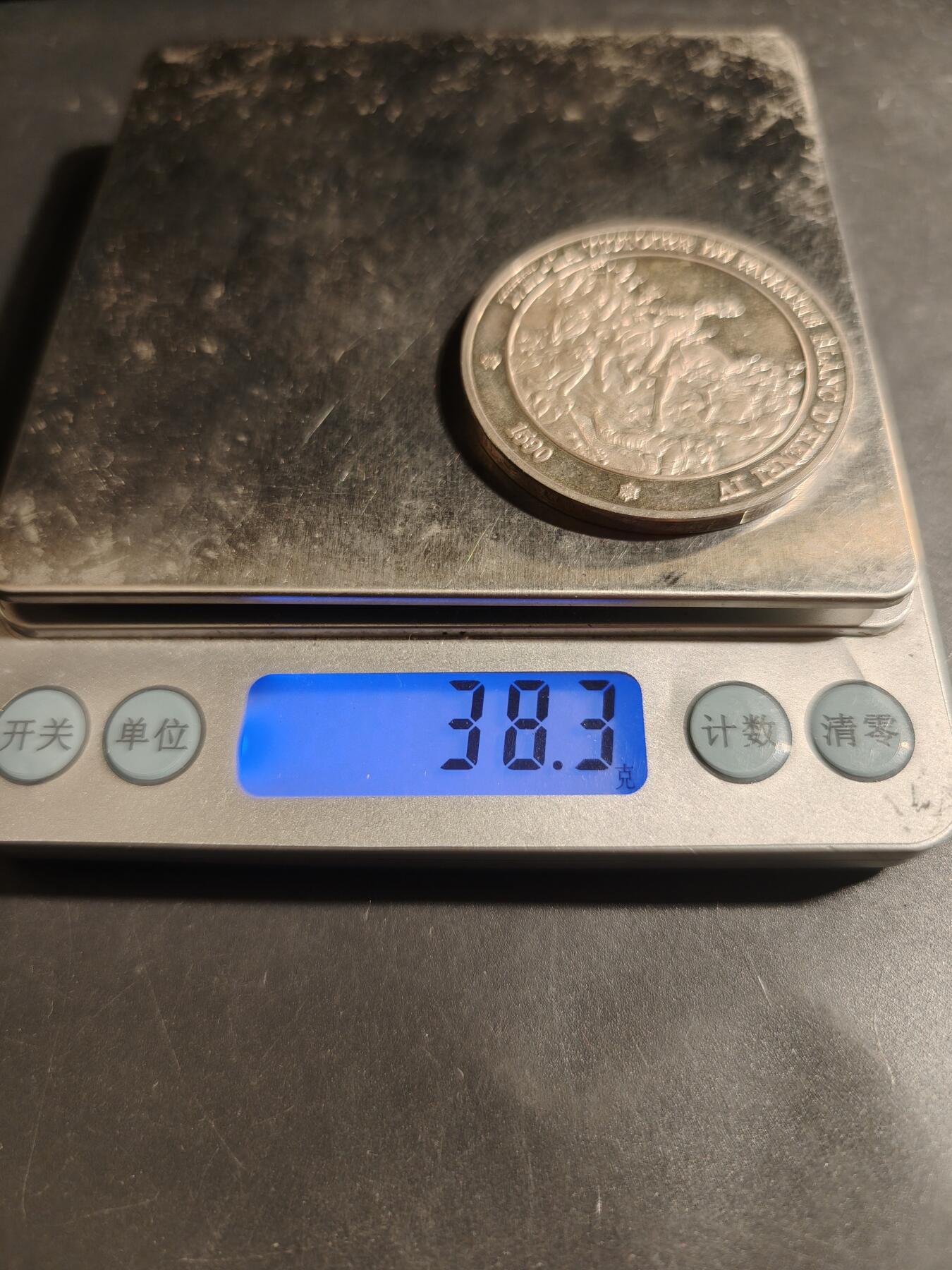 老王徽章第179期 法国历史镜面精制大银章-1590年亨利四世赢得伊芙里战役胜利     950银      直径44mm    重量38.3g