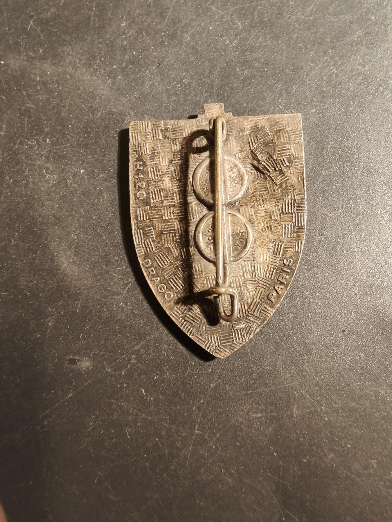 老王徽章第179期 法国陆军第1猎骑兵团证章