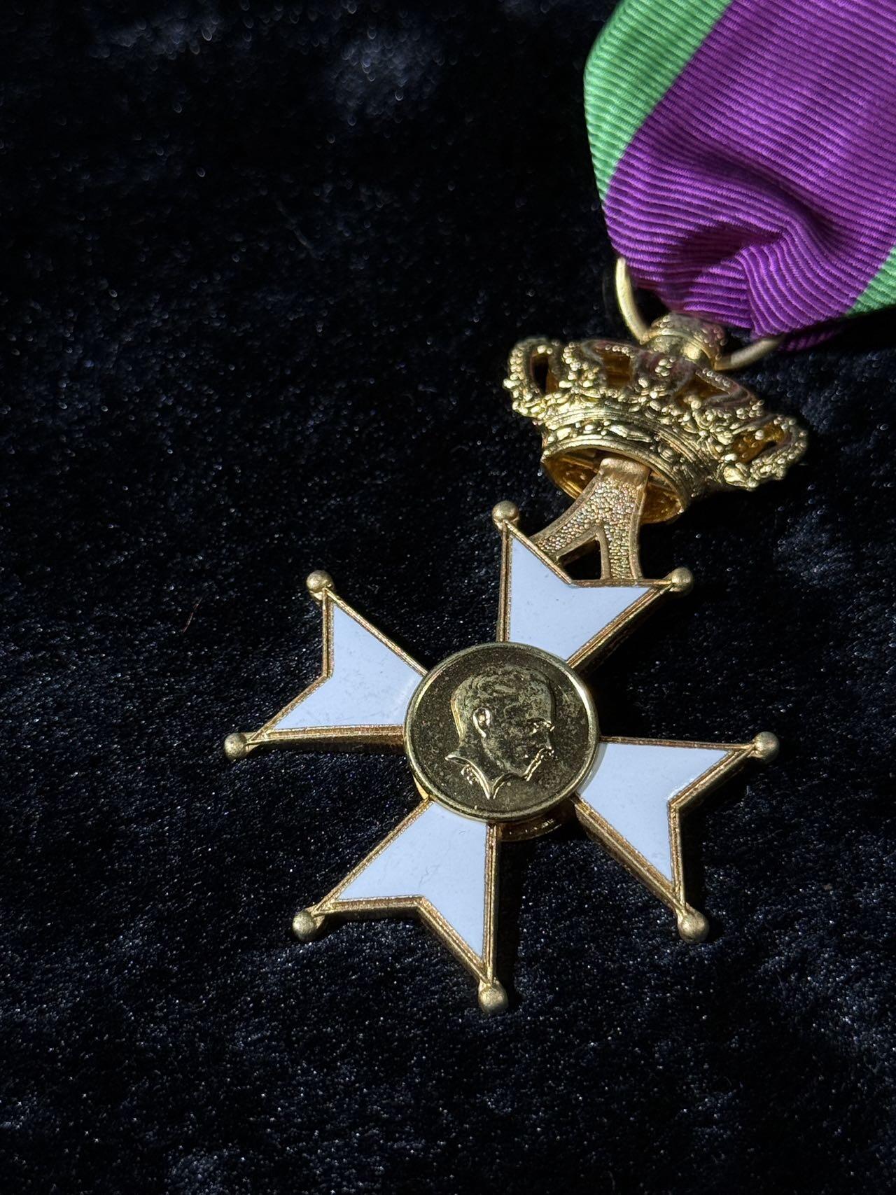 戎马世界章牌大赏第110期 比利时利奥波德退伍伤残军人协会纪念章