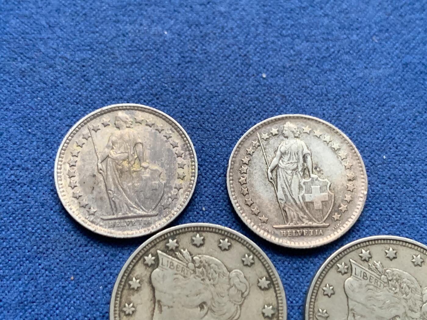 《竞宝斋》第462场 周日，周一，2场连拍 （全场包邮）欢迎送拍 四枚一组 瑞士半法郎银币2个+美国5美分镍币2个