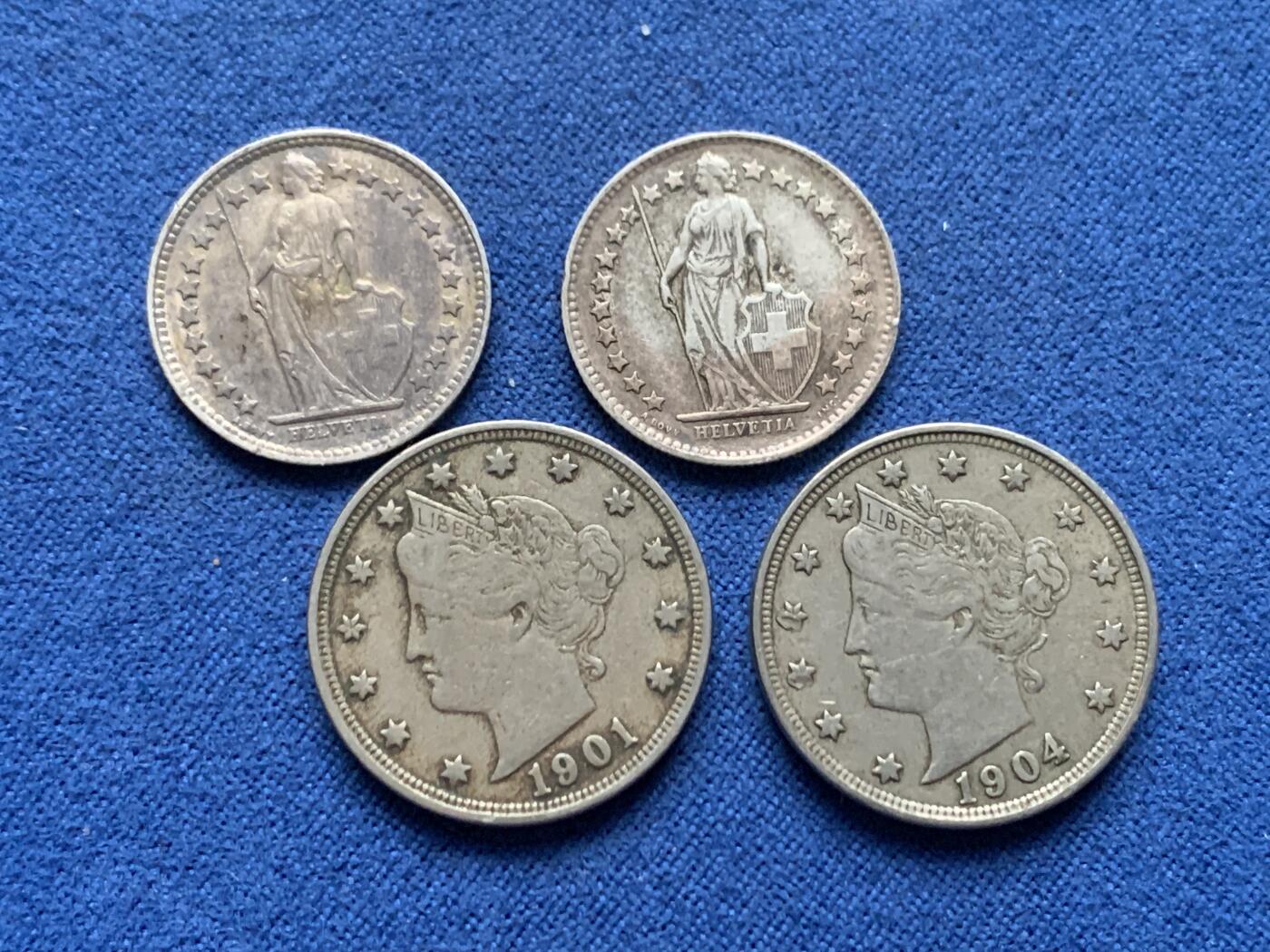 《竞宝斋》第462场 周日，周一，2场连拍 （全场包邮）欢迎送拍 四枚一组 瑞士半法郎银币2个+美国5美分镍币2个