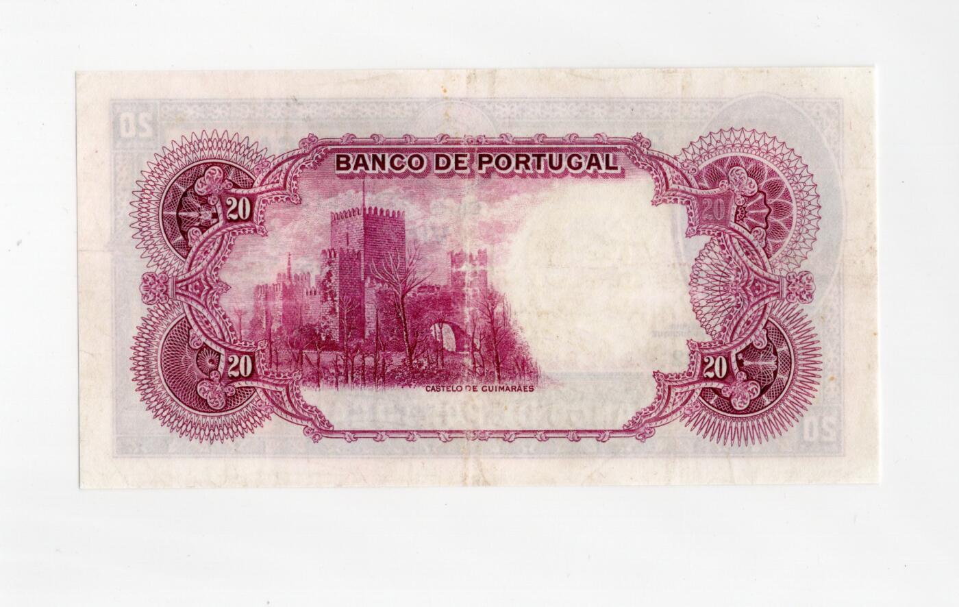 徐霞客拍卖首拍 葡萄牙	P-143 1937年20埃斯库多		品相如图	BXM12122 数2 全小号这张1937年版20埃斯库多纸币的独特性堪称欧洲纸币中的孤例：币面人物穆西尼奥·达·阿尔布克尔克是极为罕见的殖民军事将领，这种“殖民末期+独裁政权+货币宣传”的三重叠加属性，在欧洲纸币中绝无仅有，使其成为研究20世纪欧洲殖民史与独裁政权文化的绝佳实物。				