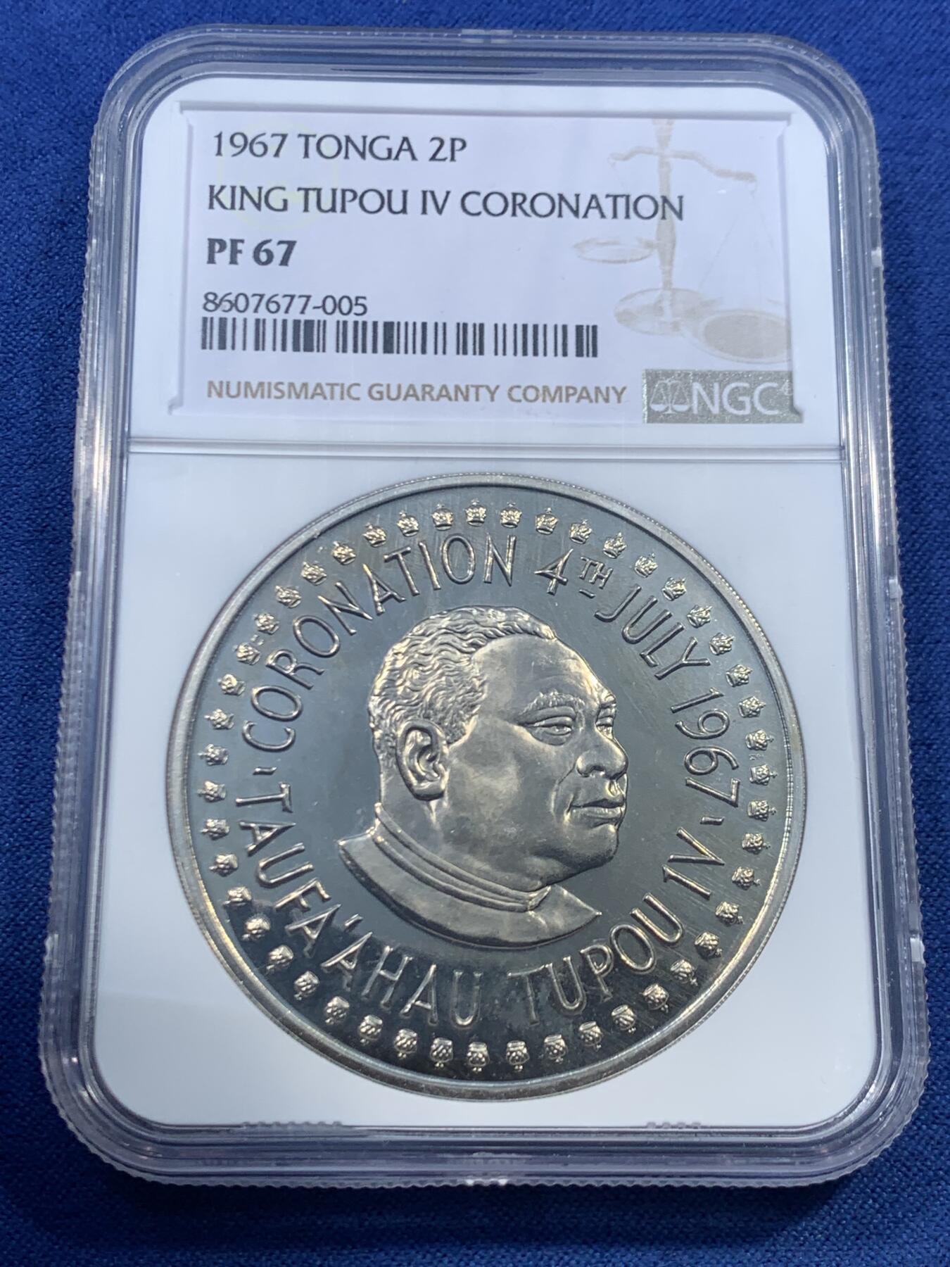 《竞宝斋》第462场 周日，周一，2场连拍 （全场包邮）欢迎送拍 NGC PF67 汤加1967年陶法阿豪·图普四世加冕2潘加精制大镍币，只发行于套币之中，发行量3500枚