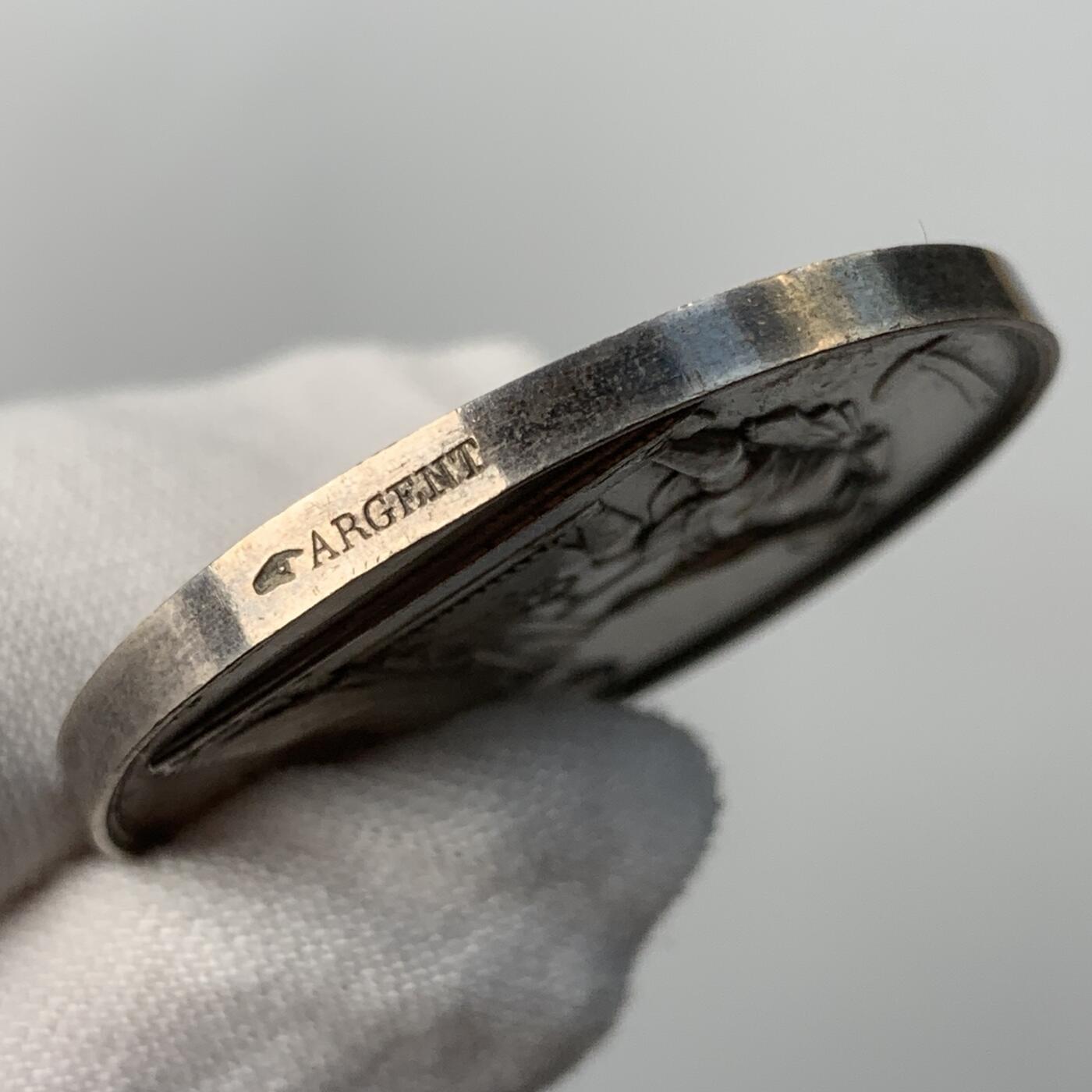 掌中浮雕-藏着的欧洲第051场 法国结婚银章，34.8mm，18.5g