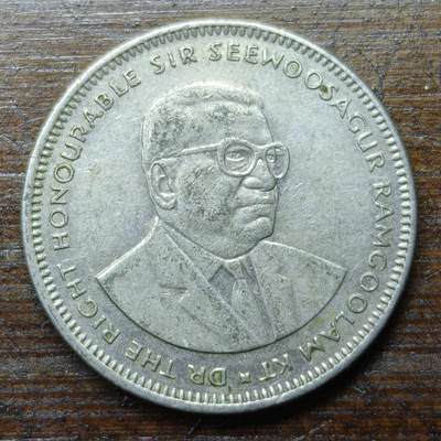 【铜匠收藏】★第140场★散币场。不寄存，30包邮。不满30元，支付5元运费。《接受代拍 代送NGC评级》 - 92【无寄存】2002年 毛里求斯 1卢比