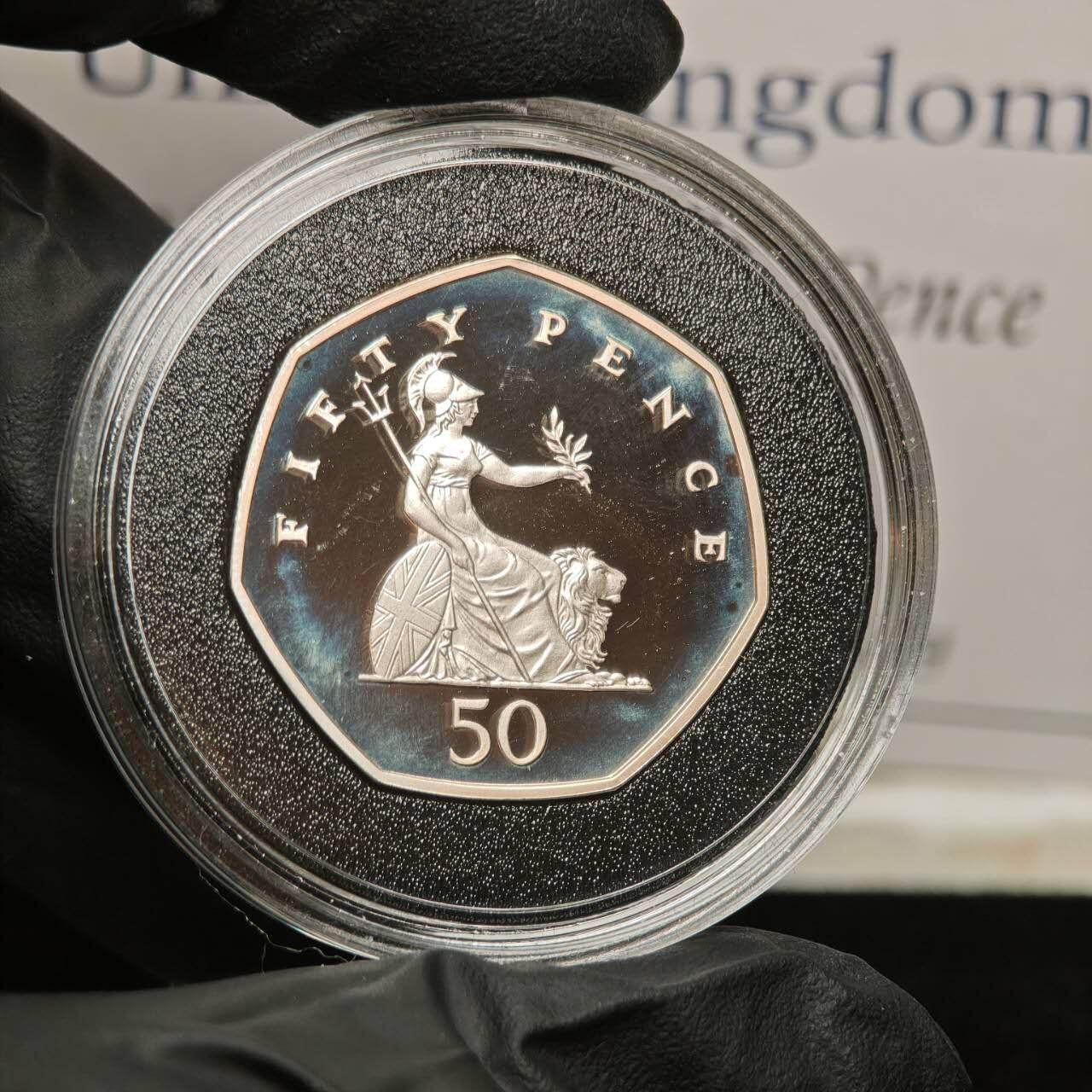 金瓯小拍第三期 古今币章 银价专场 英国50便士1对2枚精制银币1997年 重8克+13.5克 小版有氧化 盒证齐全