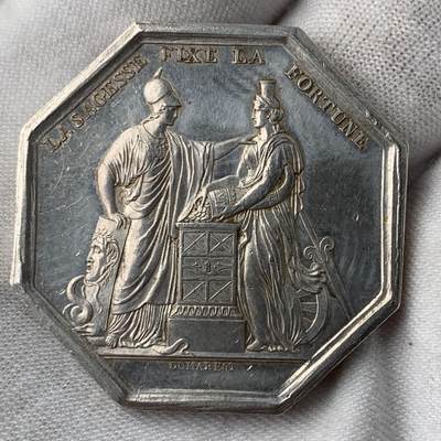 掌中浮雕-藏着的欧洲第051场 - 法兰西银行成立八角银章，对边36mm，24.3g