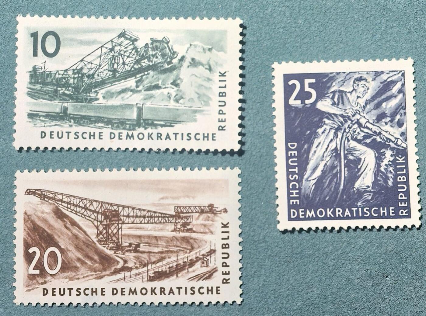 盛世勋华——号角文化勋章邮票专场拍卖第302期 东德1957年发行 3全新票 促进煤炭工业发展