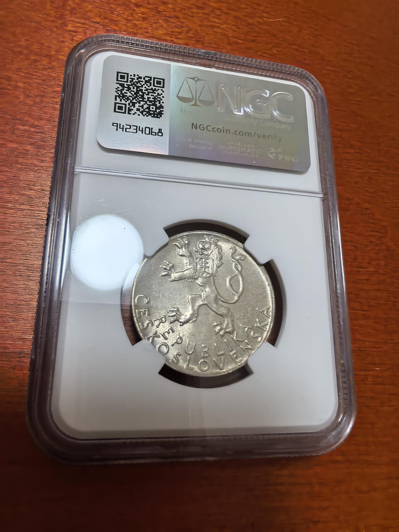 长老汇蛇年精选第九十六场拍卖 1947战后捷克斯洛伐克起义3周年纪念50克朗银币，NGC MS64，季军分