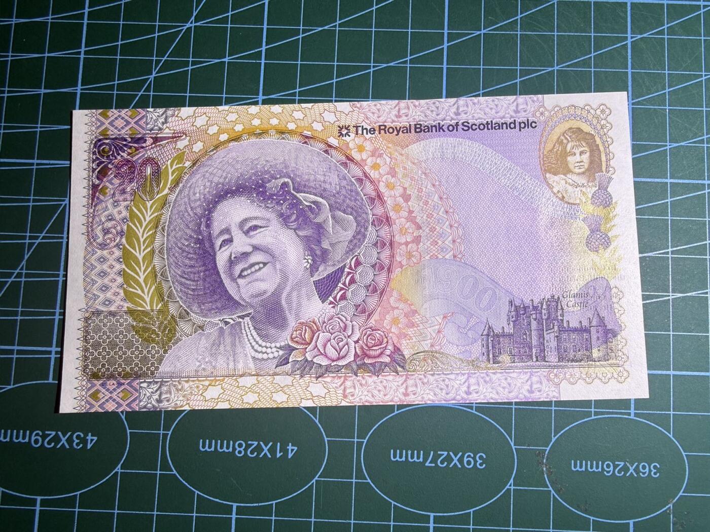 【炜奕收藏】，第五十八期，英属第三场 2000年苏格兰皇家银行20镑纪念钞，UNC品相