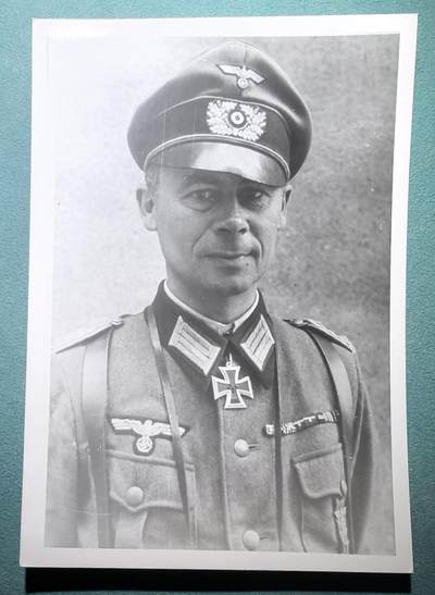 盛世勋华——号角文化勋章邮票专场拍卖第302期 - 德国（1939）骑士十字勋章获得者照片 陆军中校 佩戴骑士十字勋章/一级铁十字勋饰等