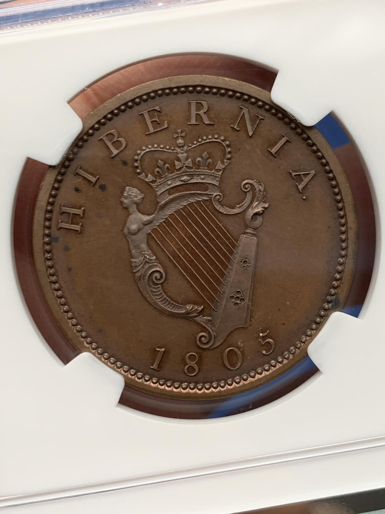 《竞宝斋》第462场 周日，周一，2场连拍 （全场包邮）欢迎送拍 NGC PF65BN 爱尔兰 1805 乔三竖琴1便士大铜精铸 Küchler雕模，SOHO出品，运用了当时最先进的蒸汽动力压铸机，现代铸币史上的里程碑品种