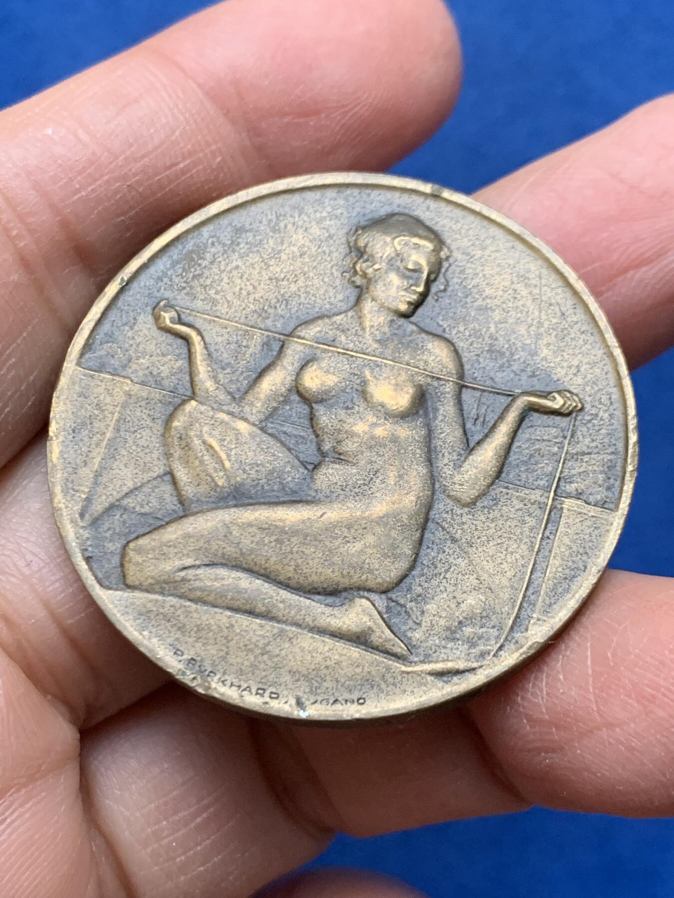 《竞宝斋》第462场 周日，周一，2场连拍 （全场包邮）欢迎送拍 瑞士伯尔尼洛林桥建成纪念章 由彼得·布尔哈德设计制作 27.4克 39.7mm