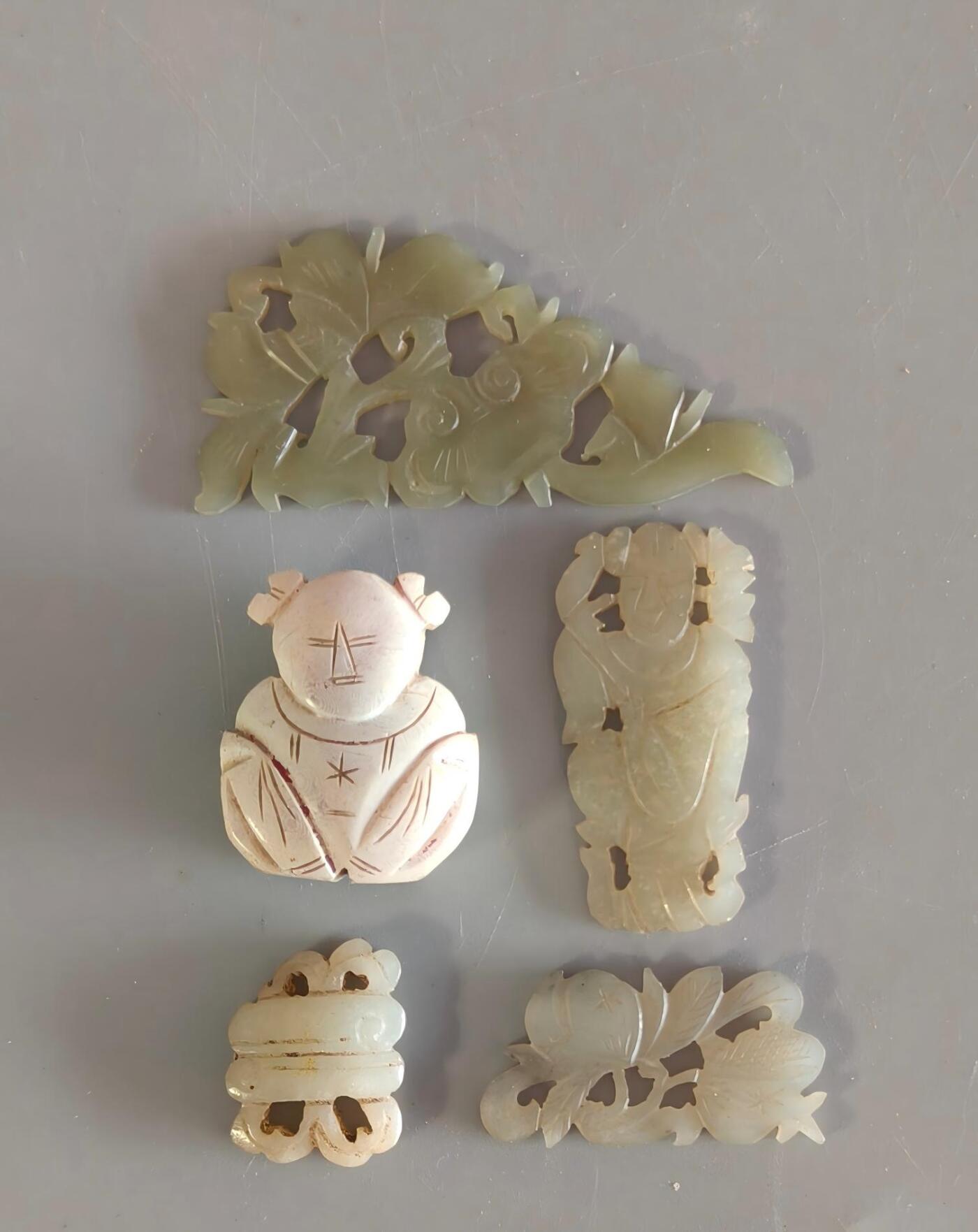 上海都达杂项专场九（全场包邮） 清 各式旧玉、玛瑙 5件1-38