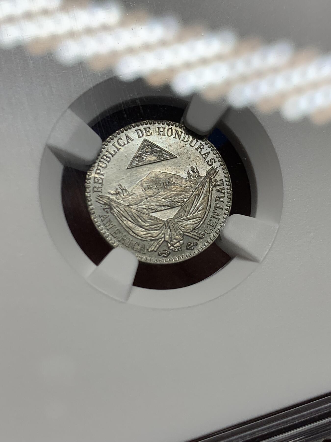 《竞宝斋》第462场 周日，周一，2场连拍 （全场包邮）欢迎送拍 NGC MS65 洪都拉斯 1869年 1/8R 少见品种 高分收藏