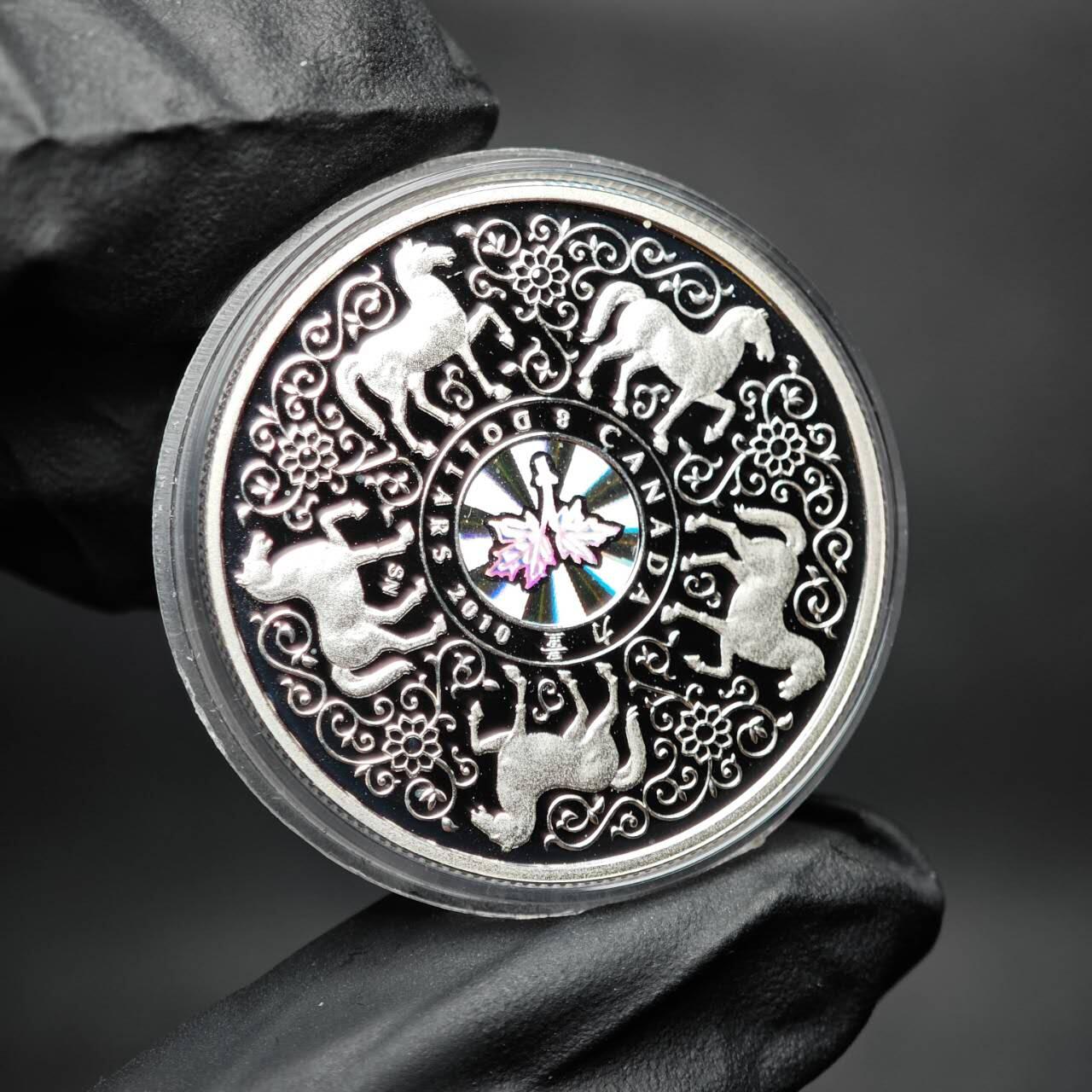 金瓯小拍第三期 古今币章 银价专场 加拿大力量之马炫彩银币2010年 重25.3克 盒证齐全