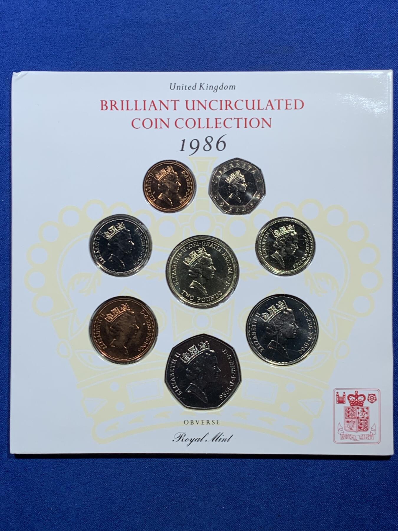 《竞宝斋》第462场 周日，周一，2场连拍 （全场包邮）欢迎送拍 英国1986年套币，1枚2英镑爱丁堡运动会纪念币，1枚1英镑北爱尔兰亚麻纪念币，8枚币，册证齐全，品相精美