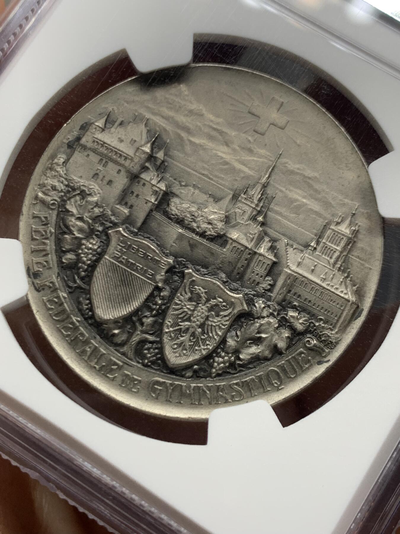 《竞宝斋》第462场 周日，周一，2场连拍 （全场包邮）欢迎送拍 NGC MS64 1909年 瑞士洛桑 城市景观银章 少见 超燃品相