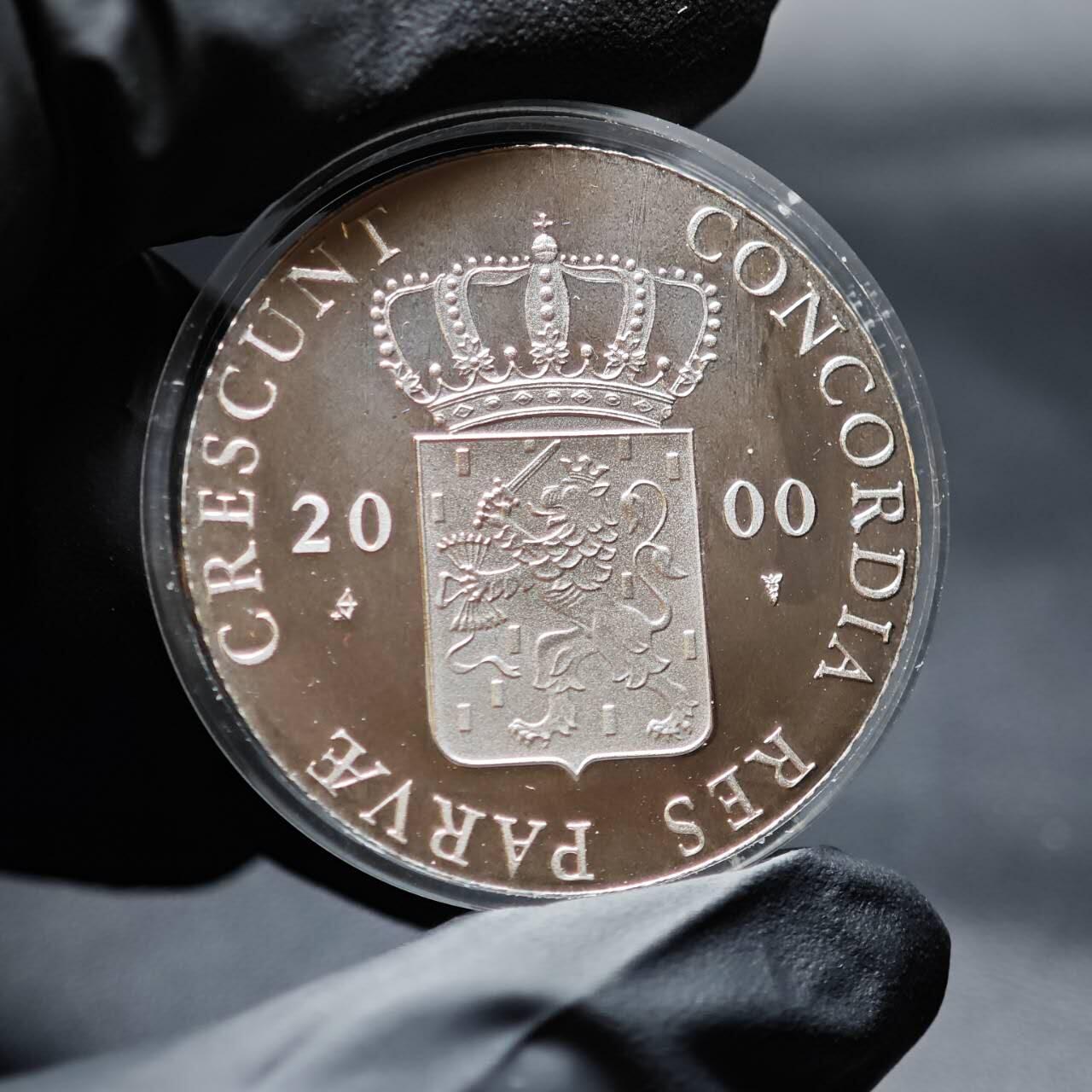 金瓯小拍第三期 古今币章 银价专场 荷兰上艾瑟尔省精制银章2000年 28.3克 古杜卡特图案复刻