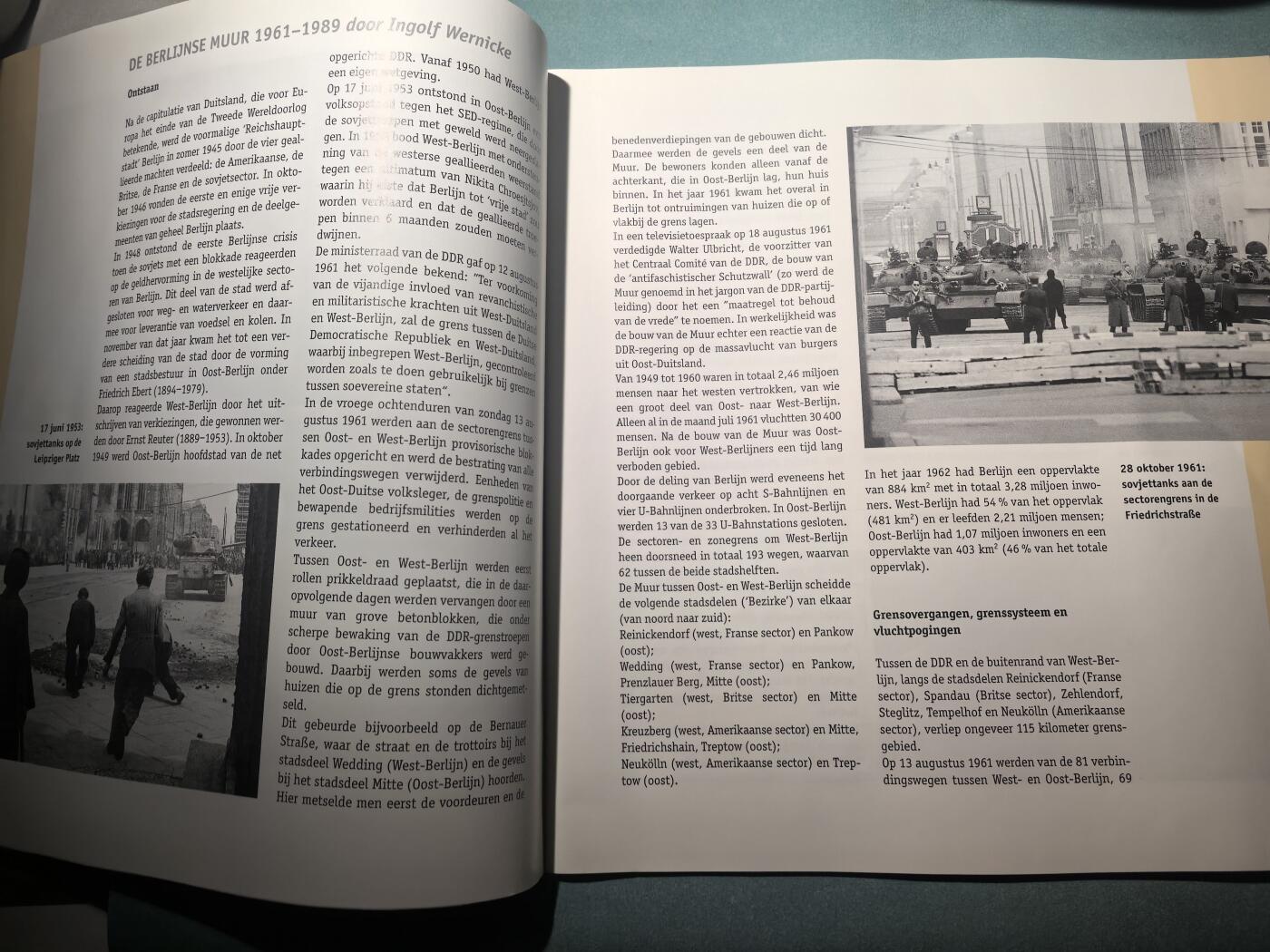 盛世勋华——号角文化勋章邮票专场拍卖第302期 德国出版 柏林墙历史图册