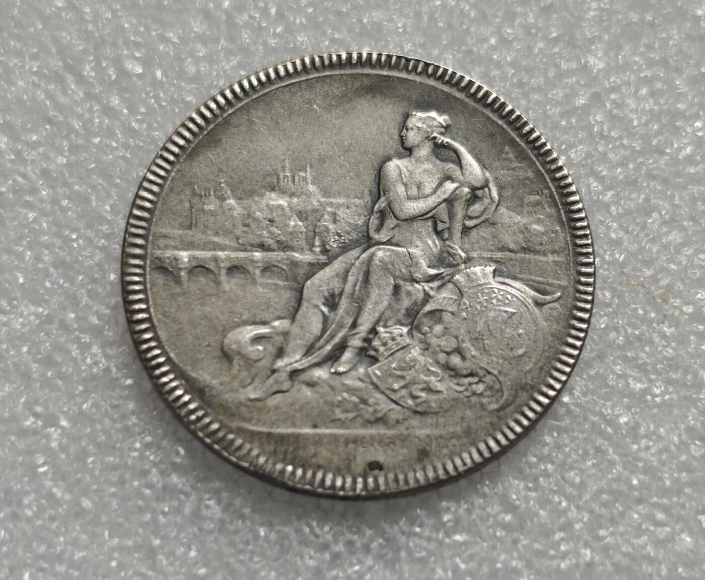 瓶子🏺第227期拍卖会  19世纪法国商业女神JETON银质代币章  17.62克  17.62×0.95×27=451.953