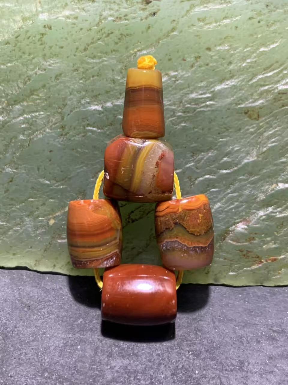 战国红玛瑙配饰一套