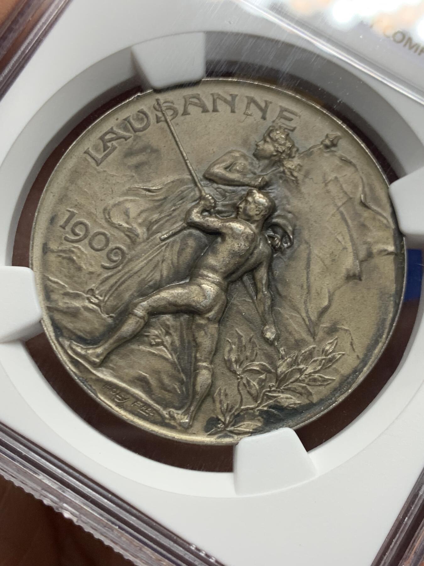 《竞宝斋》第462场 周日，周一，2场连拍 （全场包邮）欢迎送拍 NGC MS64 1909年 瑞士洛桑 城市景观银章 少见 超燃品相