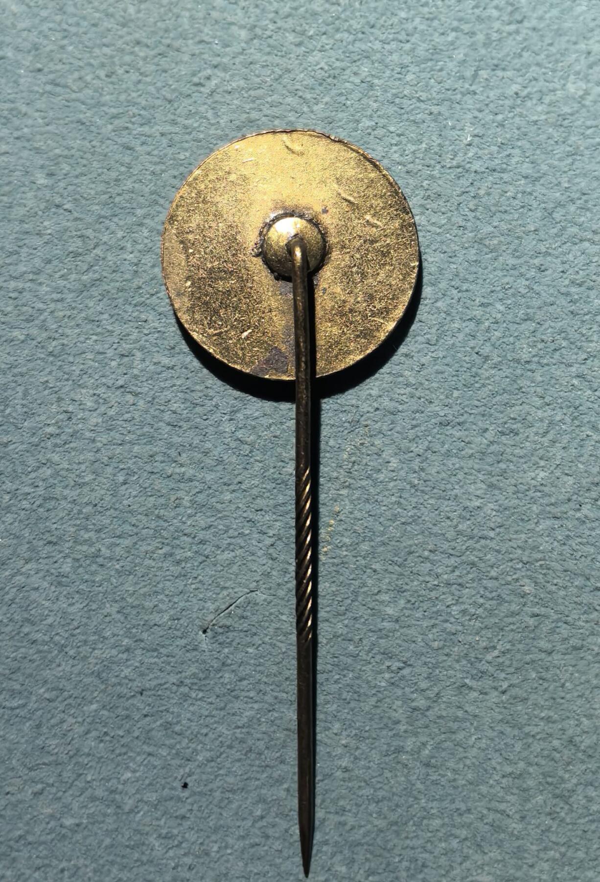 盛世勋华——号角文化勋章邮票专场拍卖第302期 德国（联邦）巴登-符腾堡政治家弗里茨·艾希勒（Fritz Aichele）纪念别针