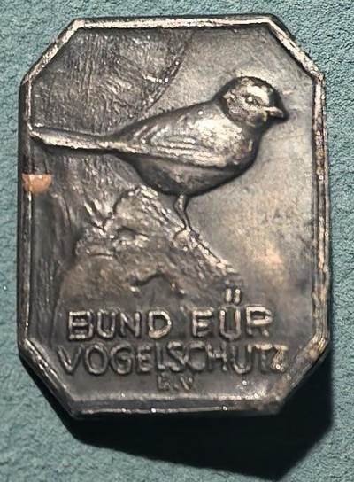 盛世勋华——号角文化勋章邮票专场拍卖第302期 - 德国（邦国）1910年代帝国鸟类保护协会证章 带厂标 铜质 类似别针售价165欧参见图四