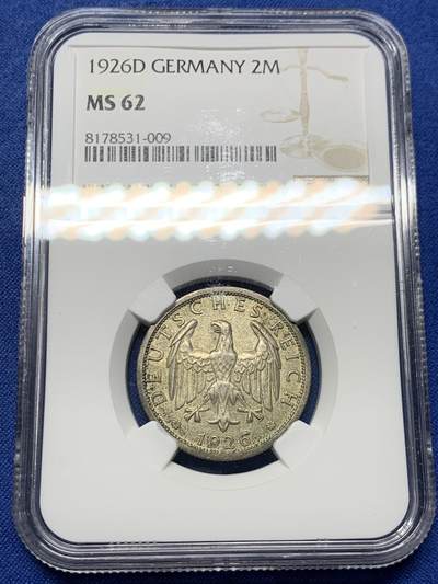 《竞宝斋》第462场 周日，周一，2场连拍 （全场包邮）欢迎送拍 - NGC MS62 德国魏玛共和国1926年2马克银币 自然包浆非常养眼 高点均在