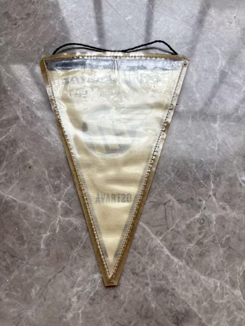 盛世勋华——号角文化勋章邮票专场拍卖第302期 捷克斯洛伐克（社会主义）Mototechna汽车销售公司纪念锦旗