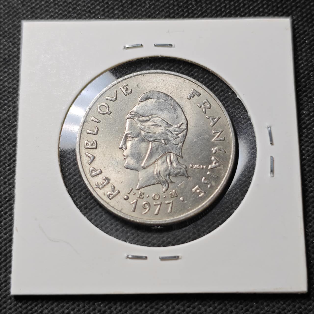 KK钱币收藏小铺  第389期  2月预留时间 周末发货  1977法属新喀里多尼亚20法郎