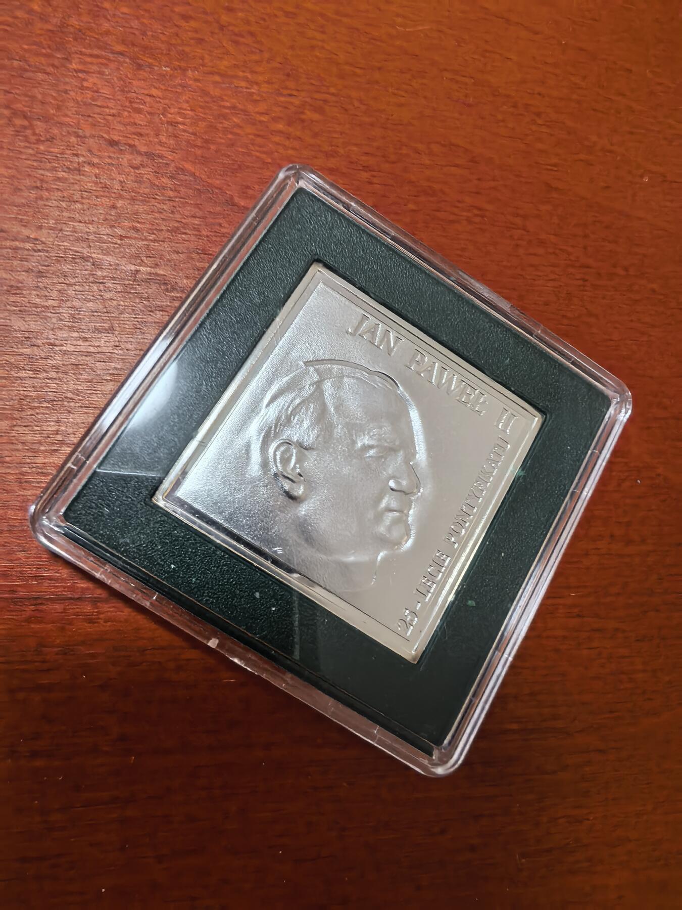 长老汇蛇年精选第九十六场拍卖 2003波兰教皇保罗二世20兹罗提方形精制银币，28.28克925银，原厂盒