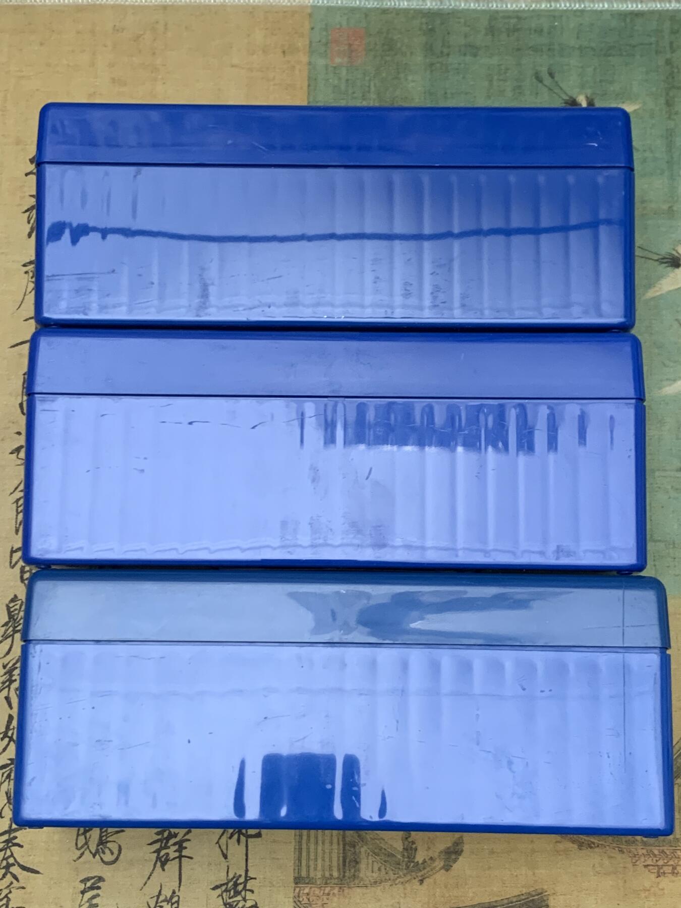 《竞宝斋》第462场 周日，周一，2场连拍 （全场包邮）欢迎送拍 三个一组 PCGS评级币大号正版收纳盒（每个可装20枚PCGS评级币）蓝色 细节见图