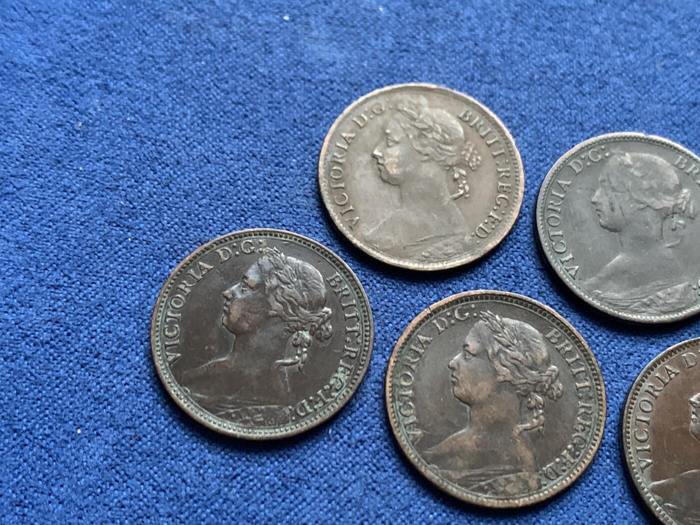 《竞宝斋》第462场 周日，周一，2场连拍 （全场包邮）欢迎送拍 六枚一组 英国1866-1891维多利亚青年到中年肖像法新铜币，颗颗不同，状态精神，收集不易。