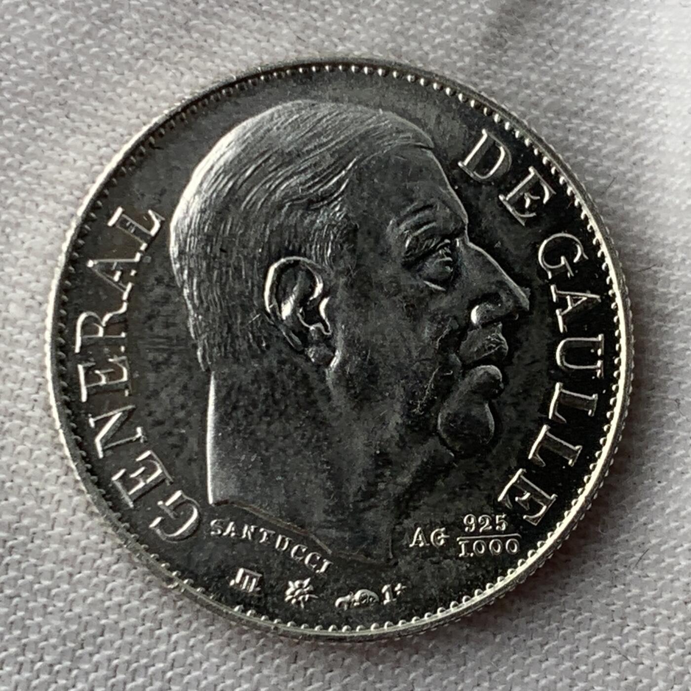 掌中浮雕-藏着的欧洲第051场 1980年法国戴高乐纪念银章（925），21mm，6.6g