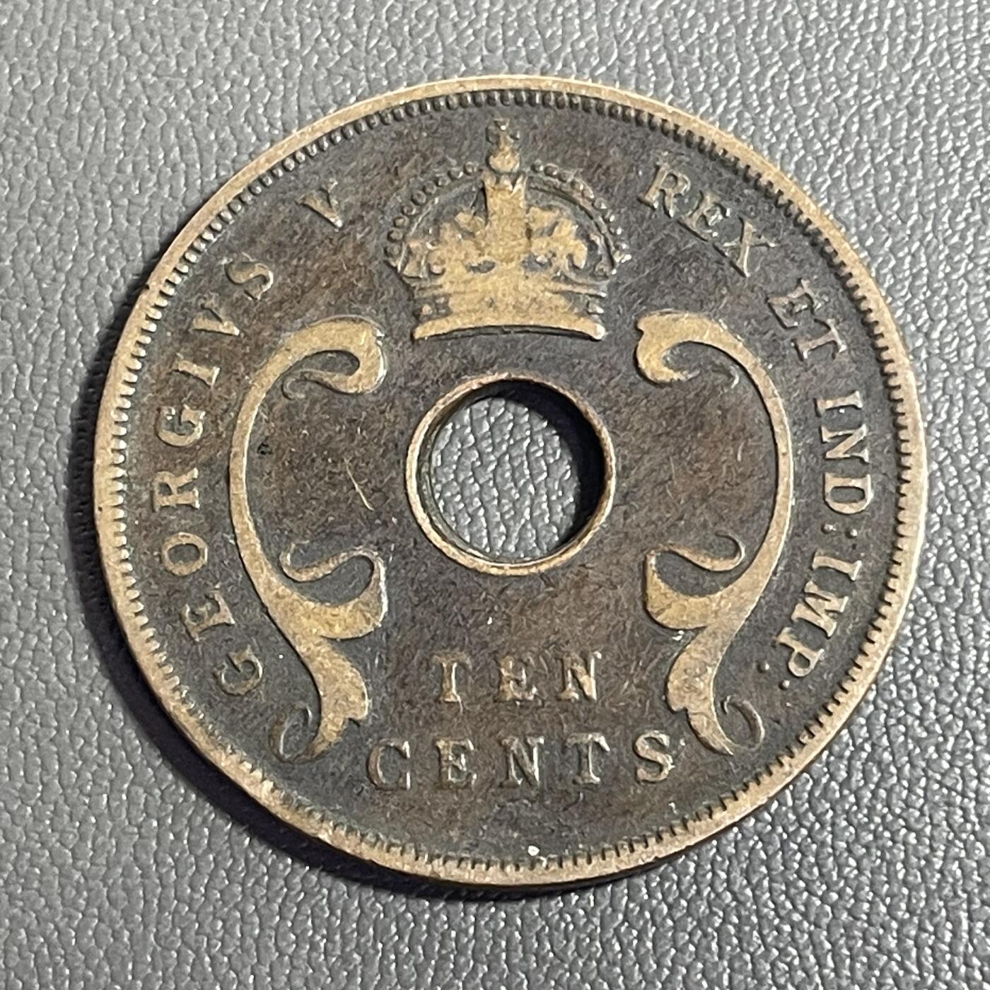 回流0201 英属东非1923年10分中孔铜币 30.5mm