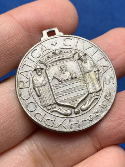 《竞宝斋》第462场 周日，周一，2场连拍 （全场包邮）欢迎送拍 - 意大利萨莱诺第十一届全国医学体操纪念章 13.1克 32.5mm