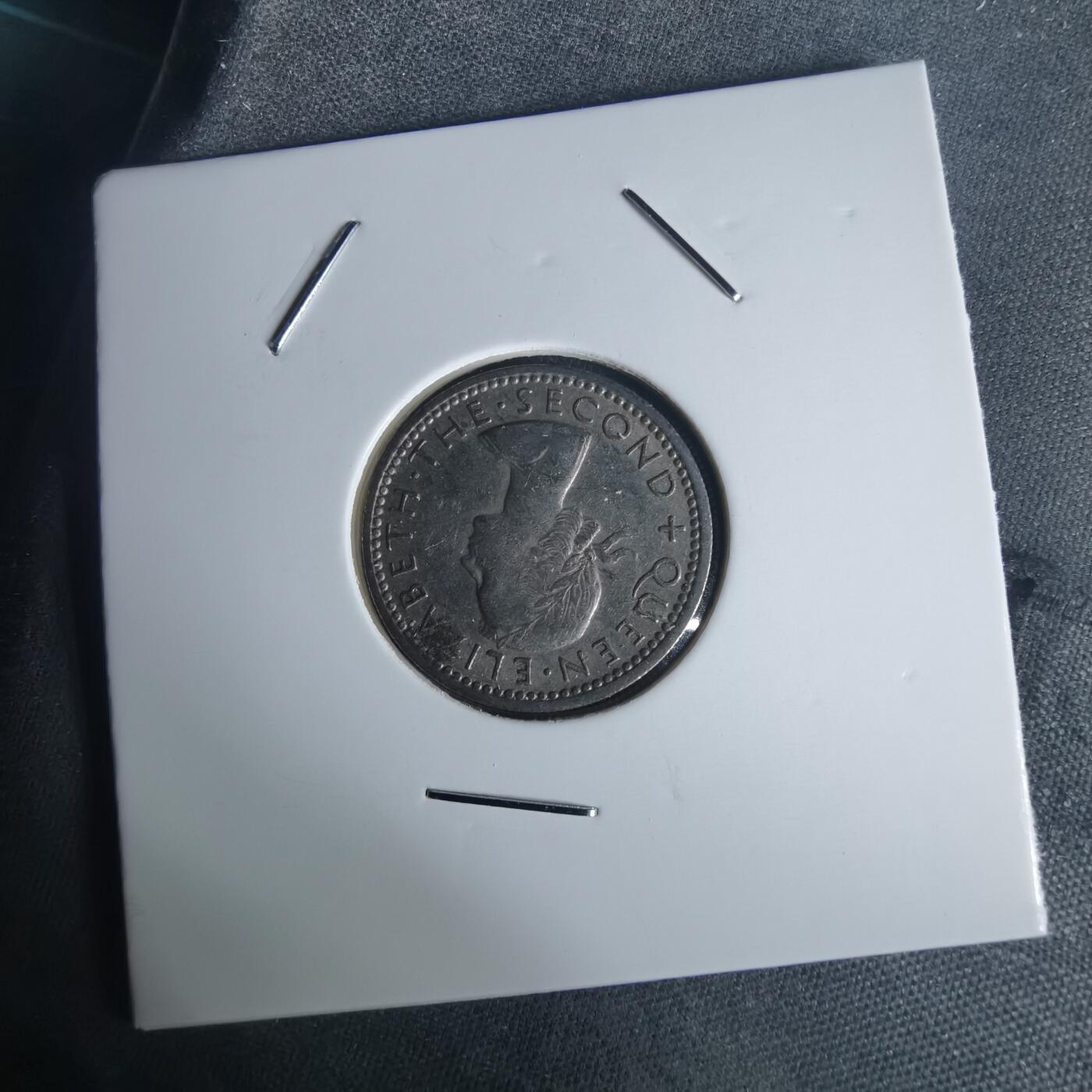 沼泽如烟--第977场 新西兰1964年6便士