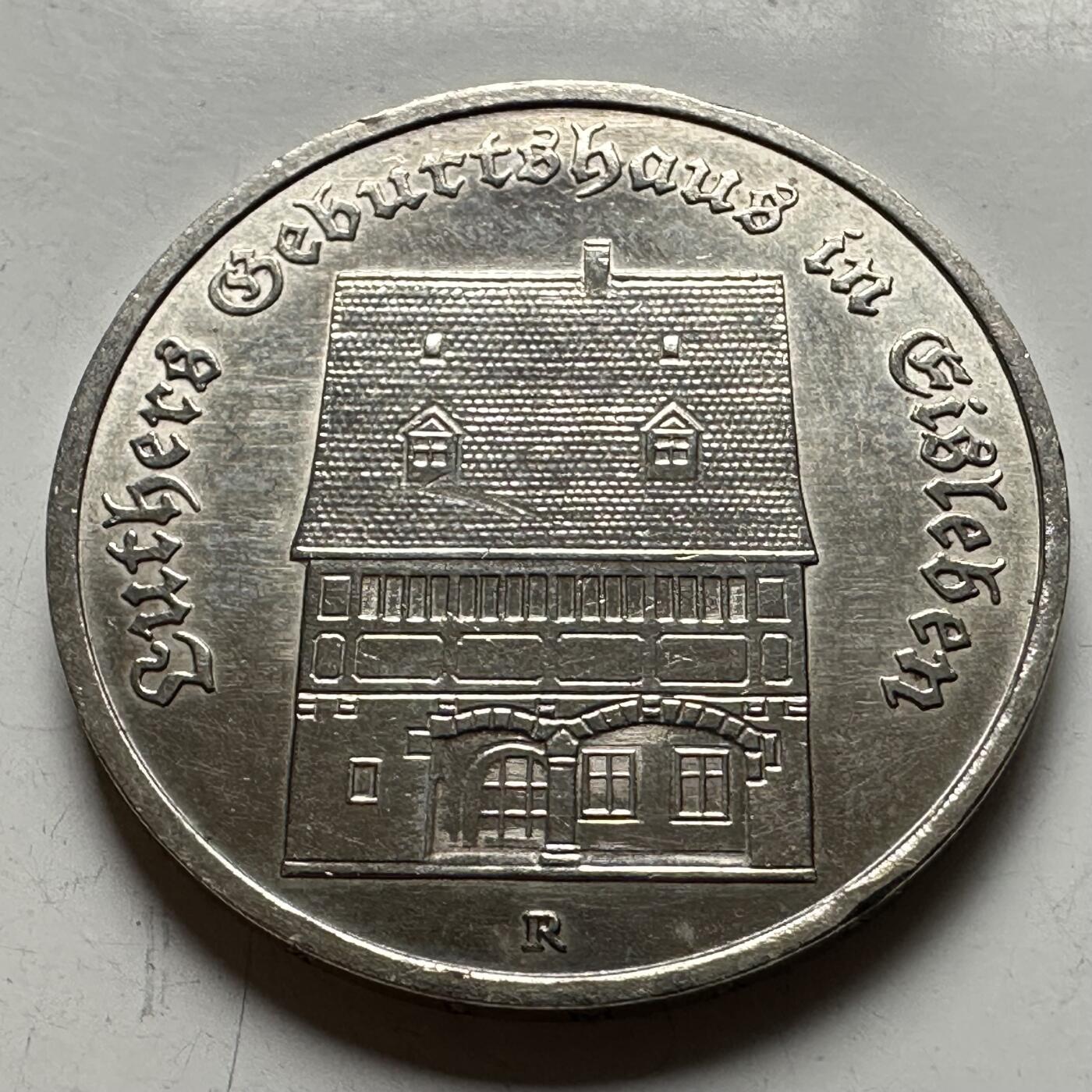 🌹外币初藏🌹🐯2026年第12场  每周二四六晚8️⃣点 接代拍 东德1983年五马克纪念币