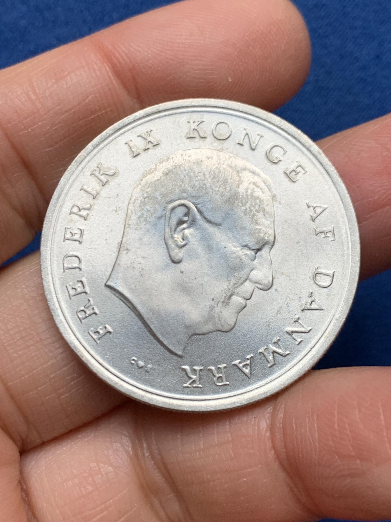 《竞宝斋》第462场 周日，周一，2场连拍 （全场包邮）欢迎送拍 丹麦1967年玛格丽特公主与法国亨里克亲王结婚纪念10克朗银币 20.5克 800银